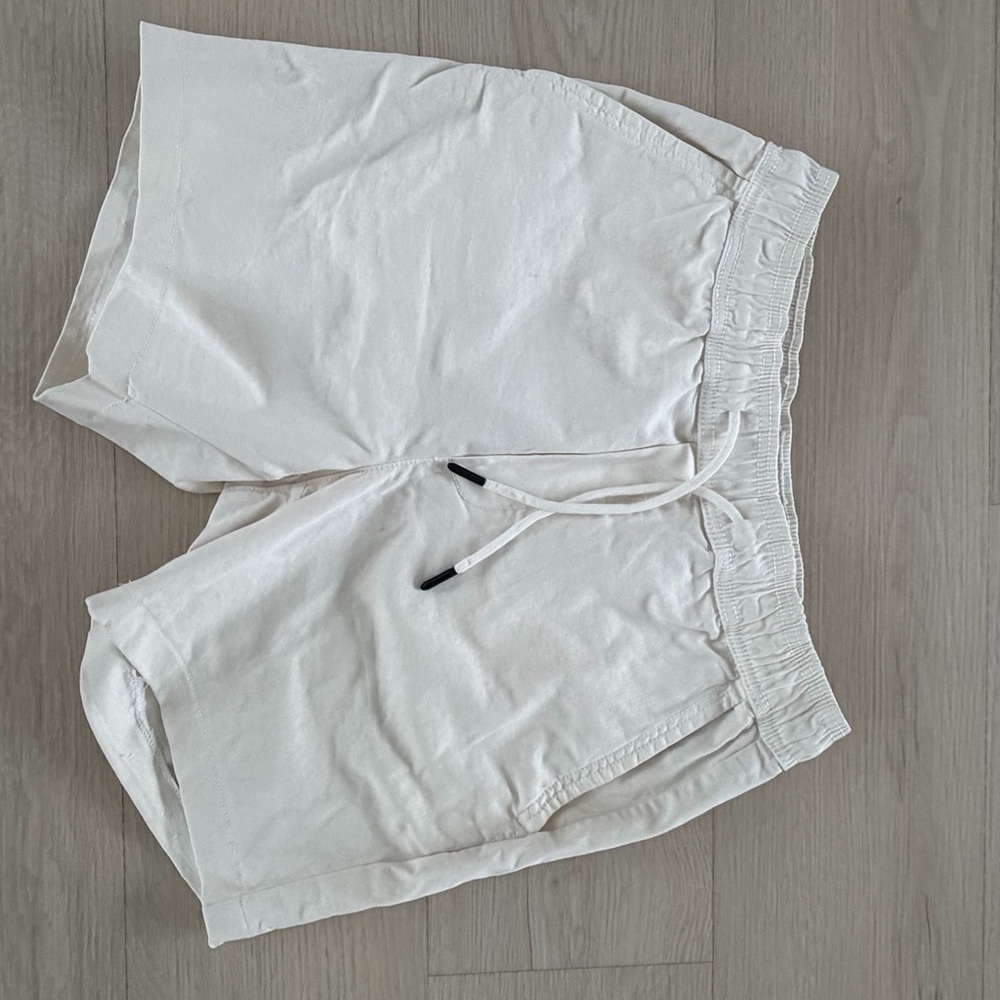 Zara Cream Elastic Waist Shorts